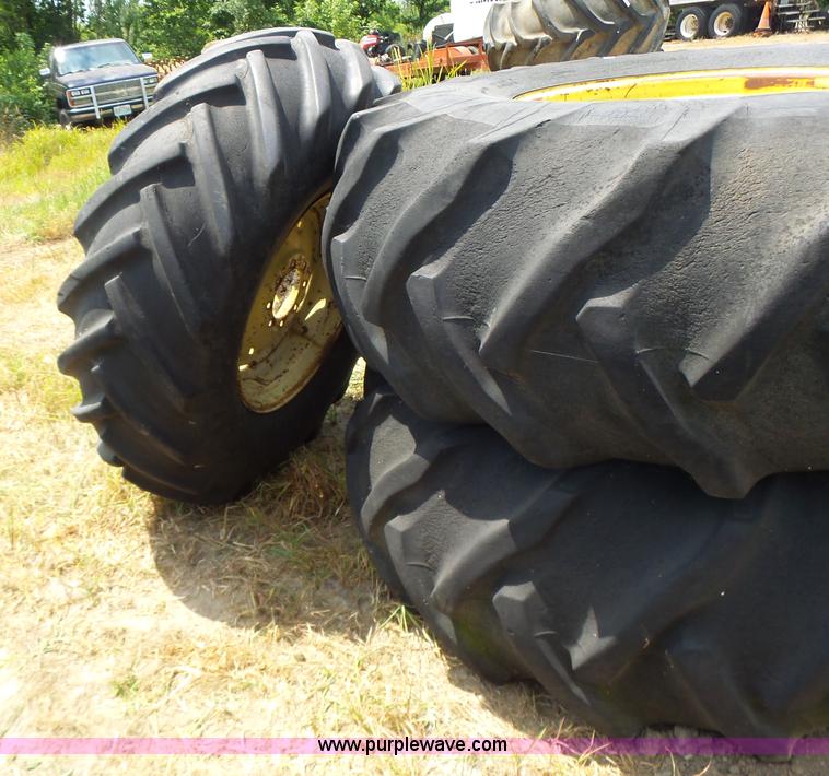 image for item CC9294 (3) tires