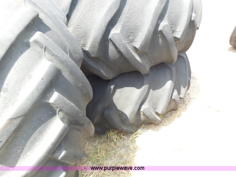 image for item CC9294 (3) tires