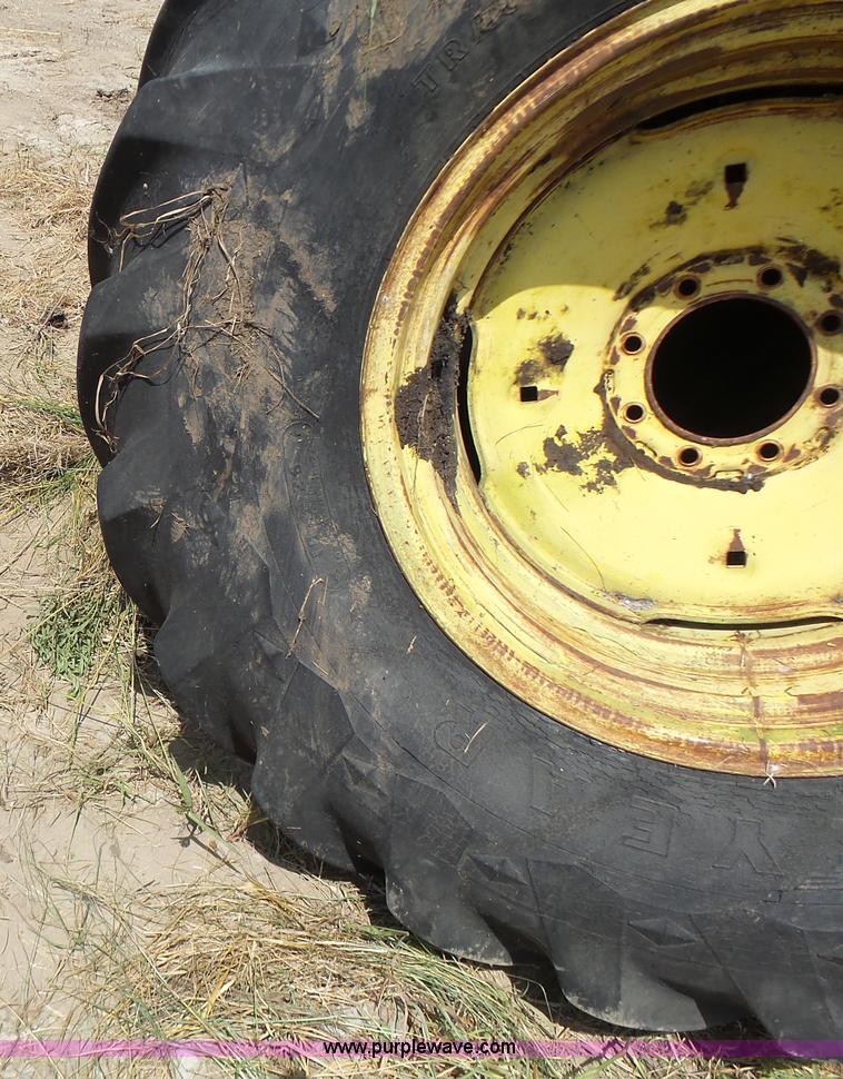 image for item CC9294 (3) tires