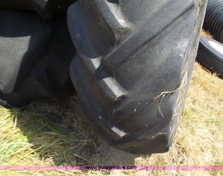 image for item CC9294 (3) tires