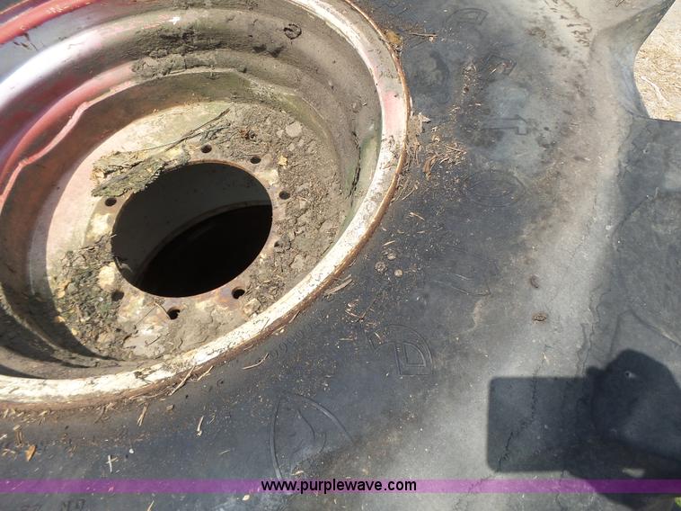 image for item CC9295 (2) Firestone 28L-26 tires