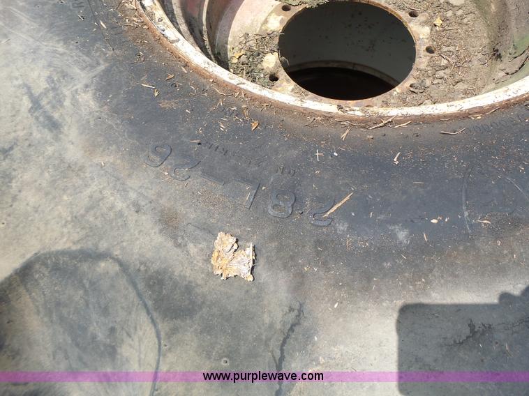 image for item CC9295 (2) Firestone 28L-26 tires