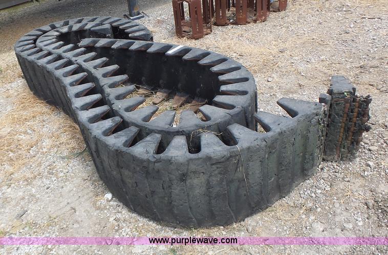 image for item CC9297 Skid steer tracks