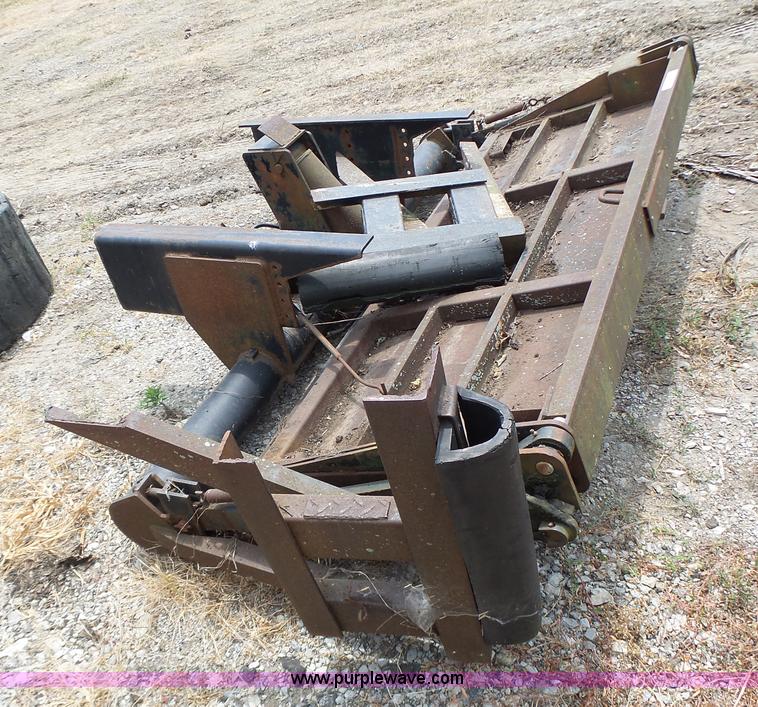 image for item CC9298 1993 Waltco 203 end gate lift