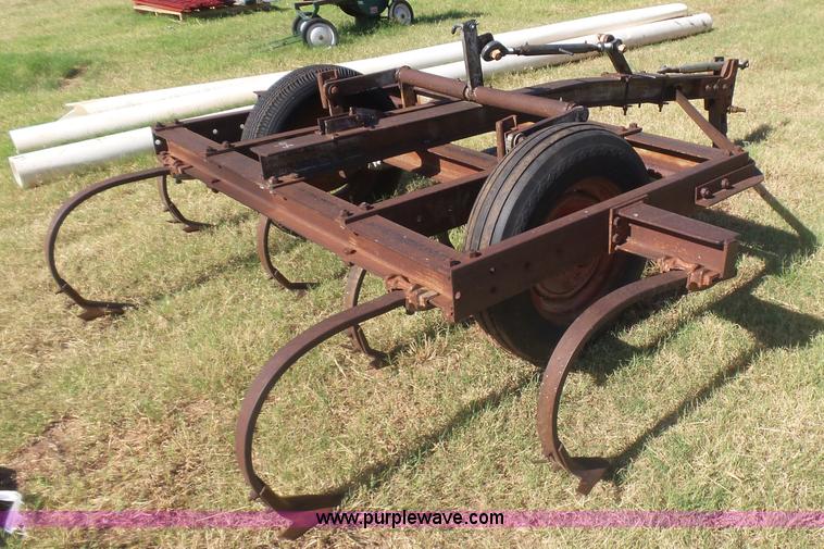 image for item CD9370 Spade plow