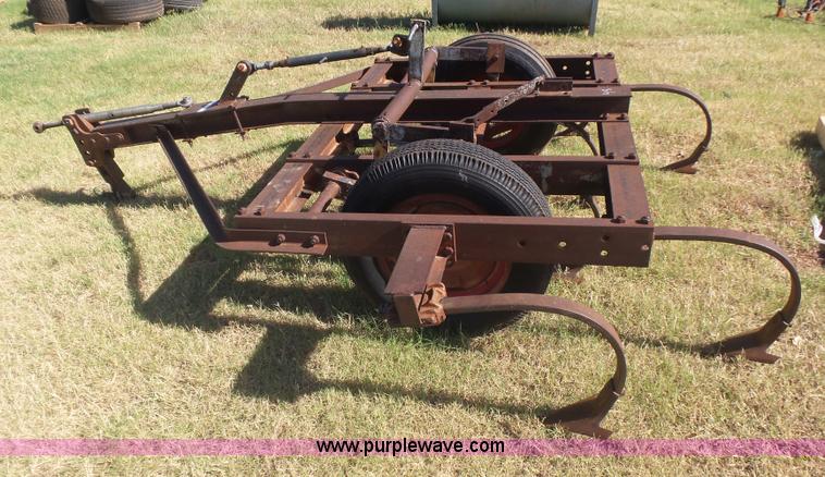 image for item CD9370 Spade plow