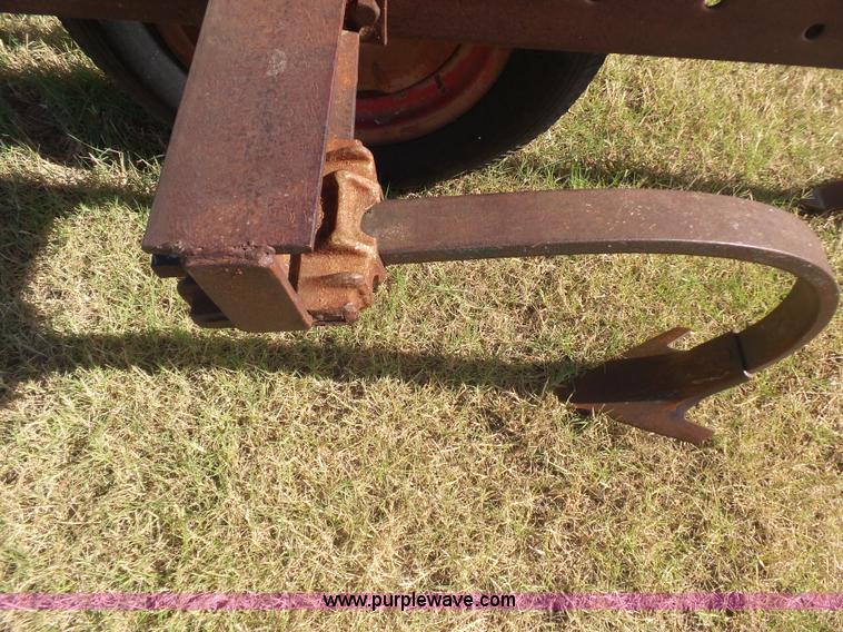 image for item CD9370 Spade plow