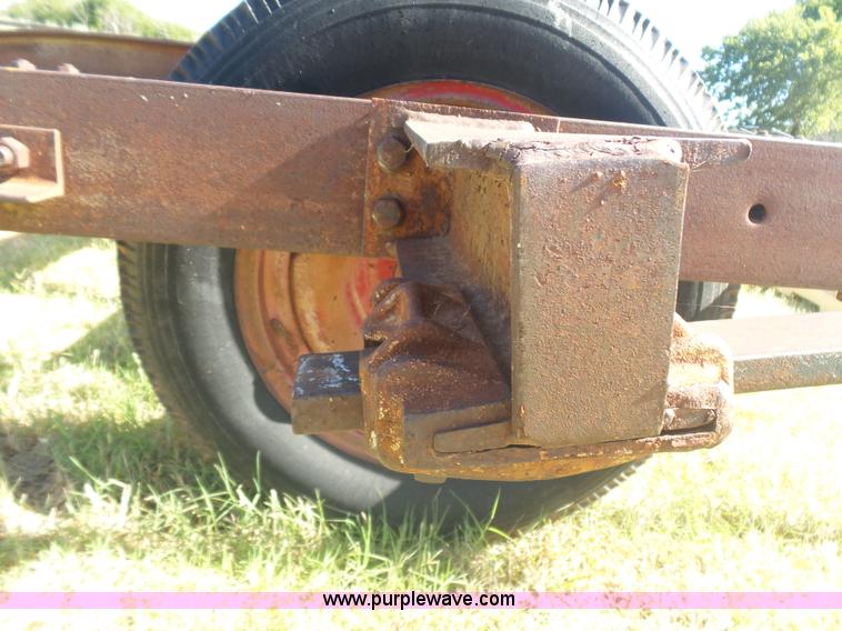 image for item CD9370 Spade plow