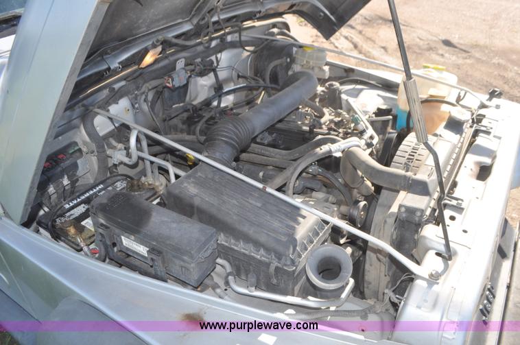 image for item G7427 2006 Jeep Wrangler Sport SUV