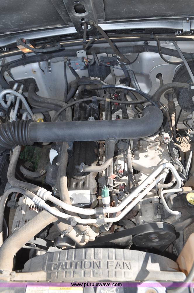 image for item G7427 2006 Jeep Wrangler Sport SUV