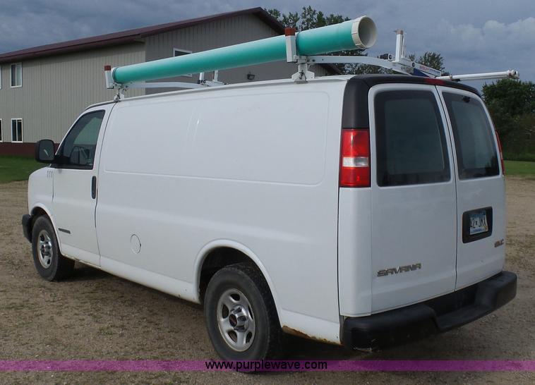 image for item J1658 2006 GMC Savana G1500 Cargo van