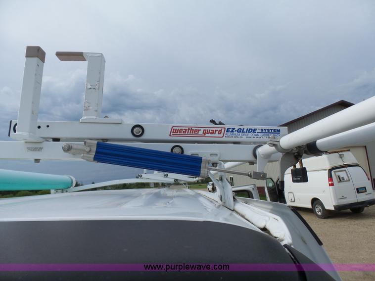 image for item J1658 2006 GMC Savana G1500 Cargo van