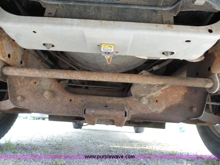 image for item J1658 2006 GMC Savana G1500 Cargo van