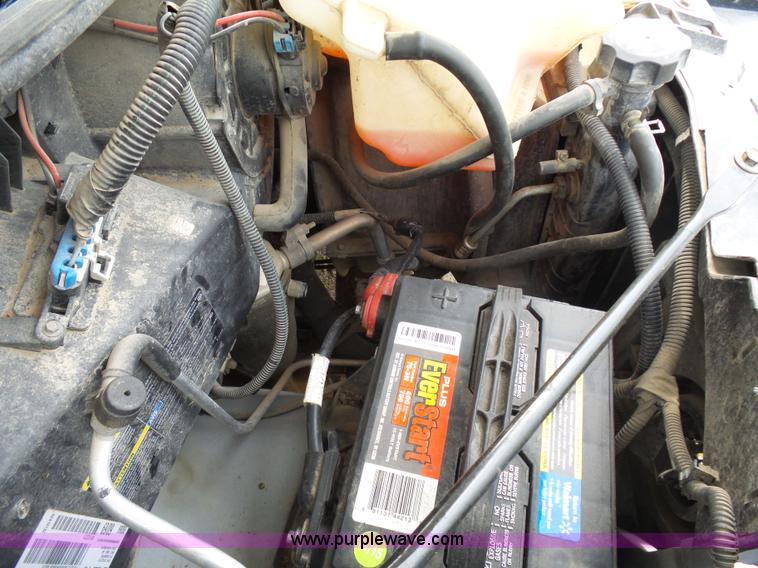 image for item J1658 2006 GMC Savana G1500 Cargo van