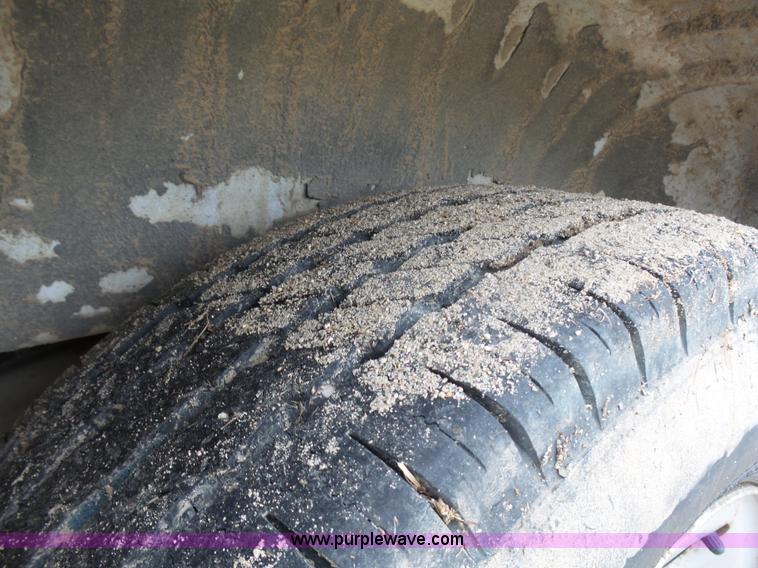 image for item J1659 2009 GMC Savana G1500 Cargo van