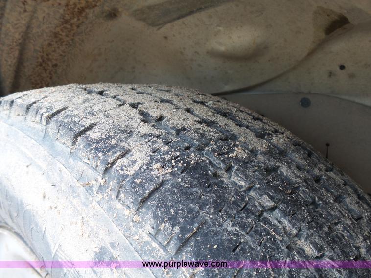 image for item J1659 2009 GMC Savana G1500 Cargo van