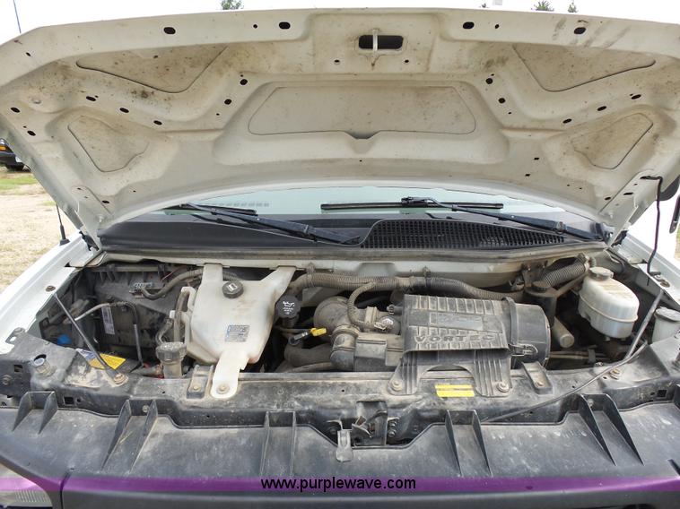 image for item J1659 2009 GMC Savana G1500 Cargo van