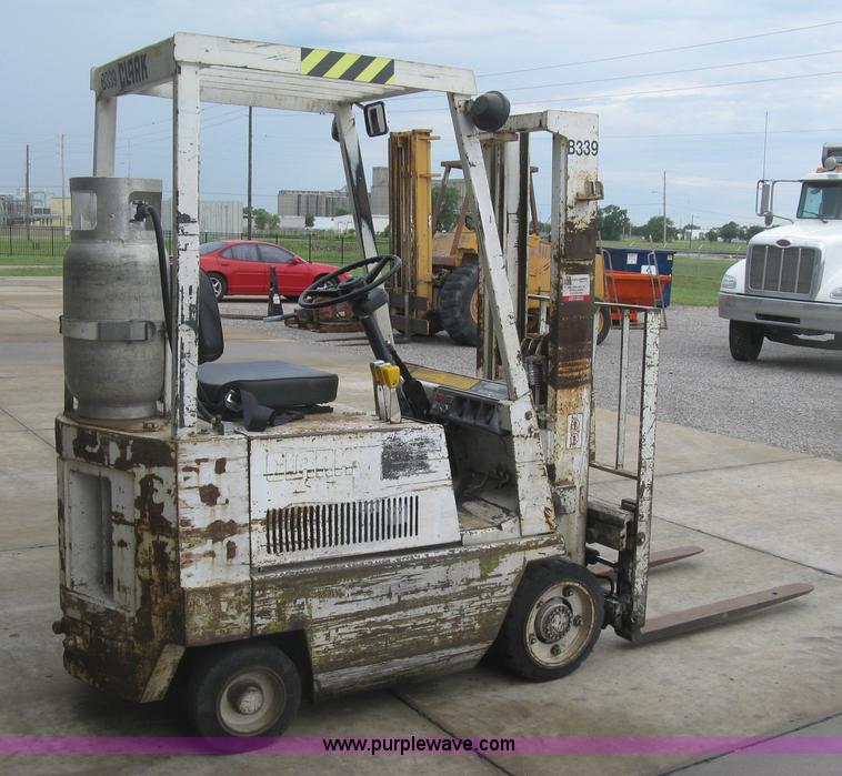 image for item J2764 Clark GCS12 Forklift