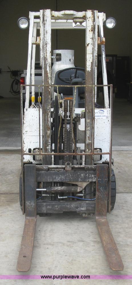 image for item J2764 Clark GCS12 Forklift