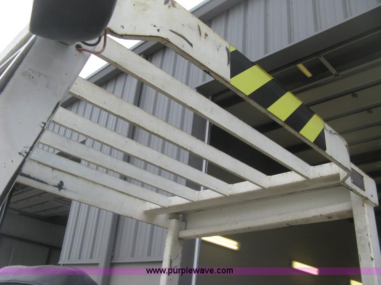 image for item J2764 Clark GCS12 Forklift