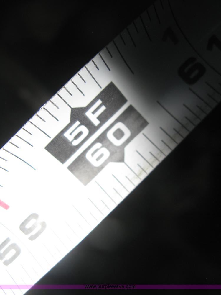 image for item J2766 2008 Kenworth T660 semi truck