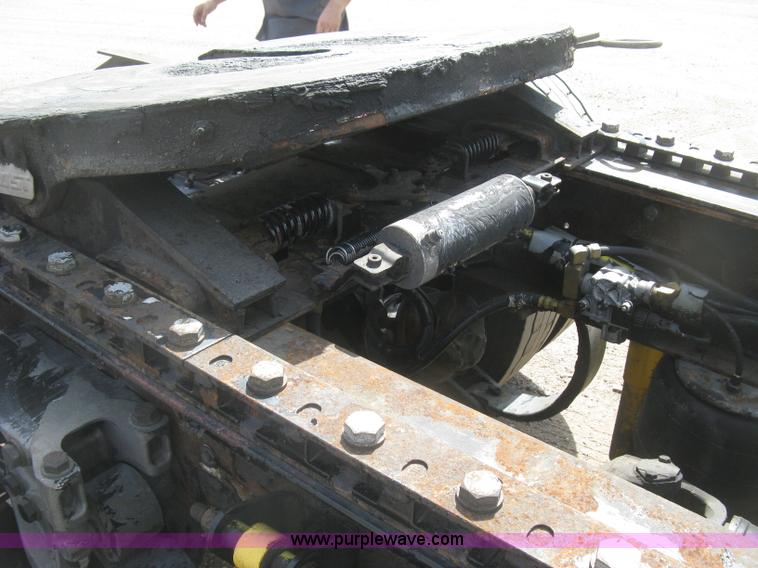 image for item J2766 2008 Kenworth T660 semi truck