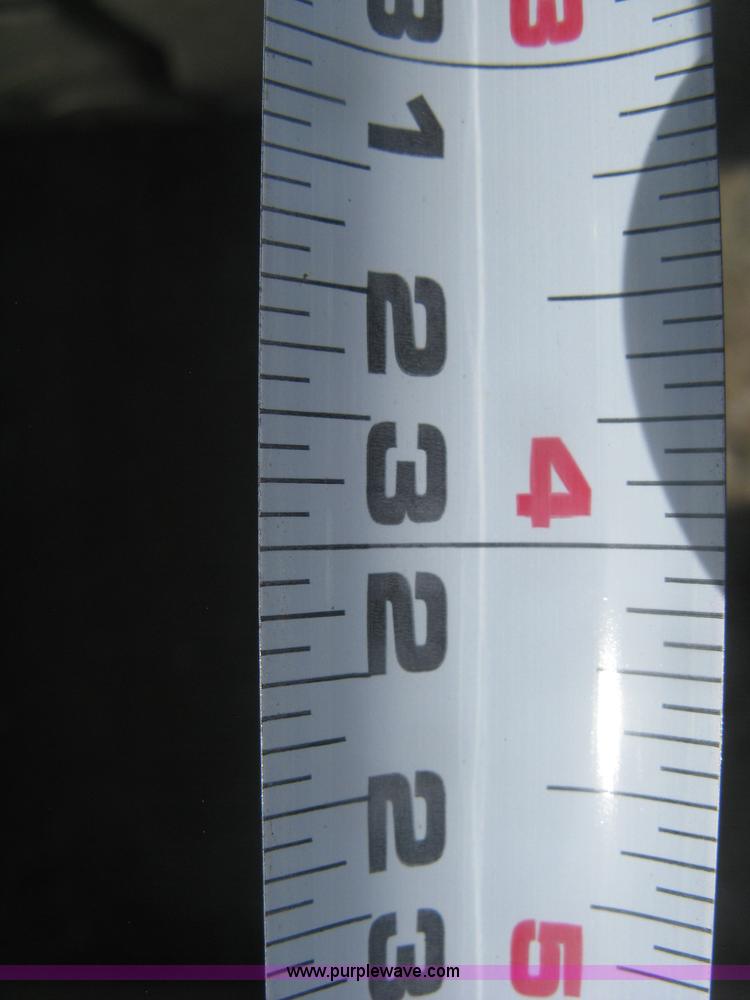 image for item J2766 2008 Kenworth T660 semi truck