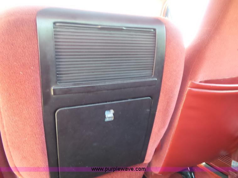 image for item J4031 1996 Ford F350 XLT Crew Cab pickup truck