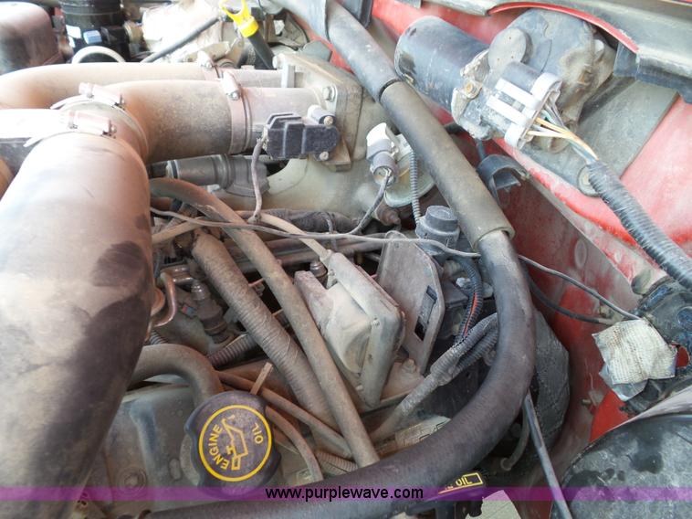 image for item J4031 1996 Ford F350 XLT Crew Cab pickup truck