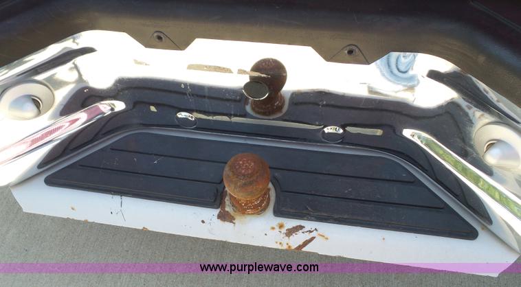 image for item J4031 1996 Ford F350 XLT Crew Cab pickup truck