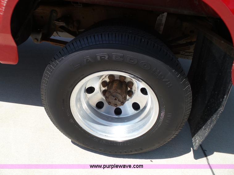 image for item J4031 1996 Ford F350 XLT Crew Cab pickup truck