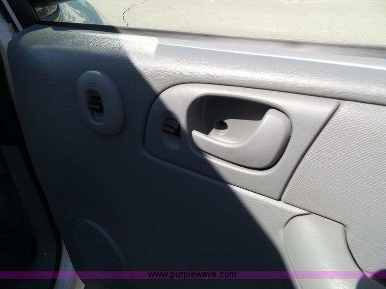 image for item J4824 2006 Dodge Grand Caravan