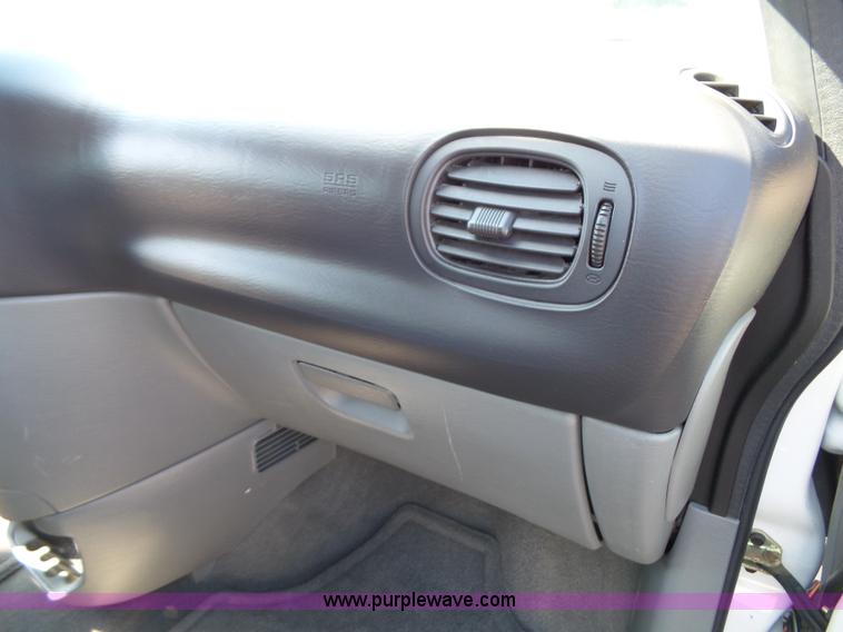 image for item J4824 2006 Dodge Grand Caravan