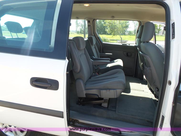 image for item J4824 2006 Dodge Grand Caravan