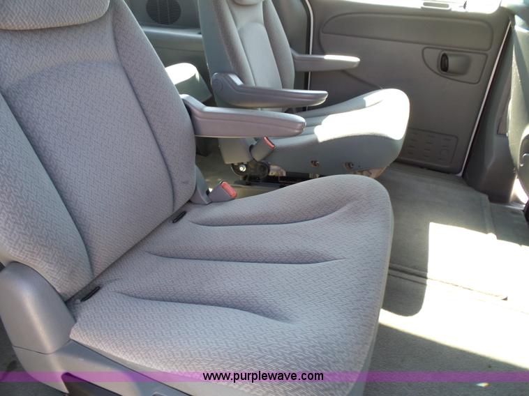 image for item J4824 2006 Dodge Grand Caravan