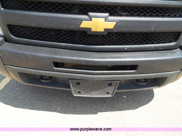 image for item J4826 2009 Chevrolet Silverado 1500 Ext. Cab pickup truck