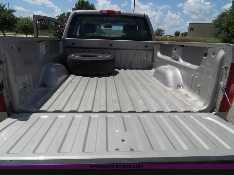 image for item J4826 2009 Chevrolet Silverado 1500 Ext. Cab pickup truck