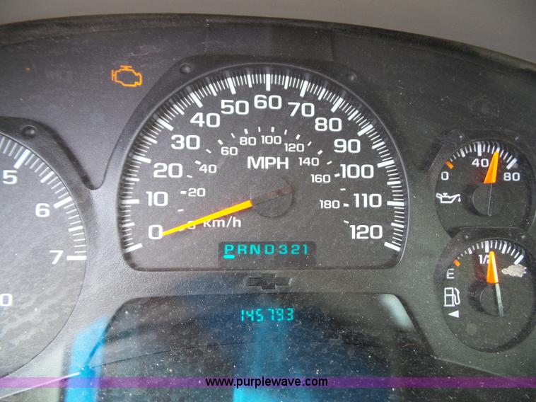 image for item J4827 2005 Chevrolet TrailBlazer LS SUV