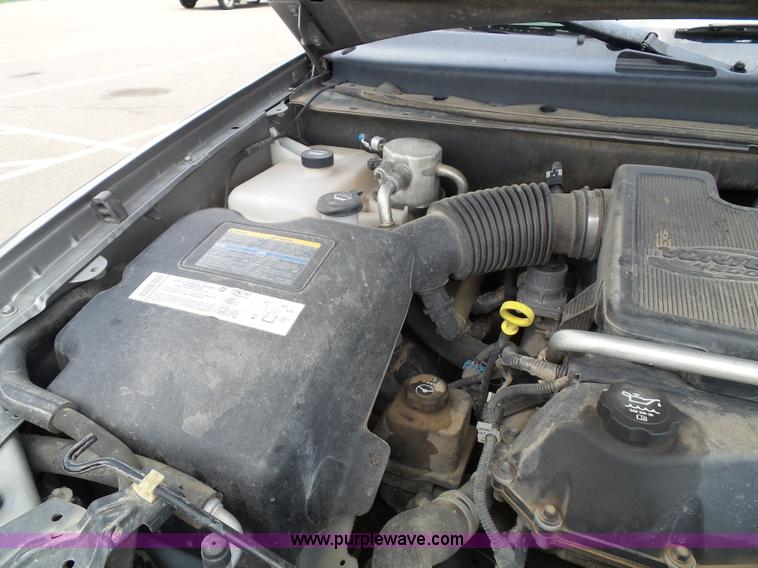 image for item J4827 2005 Chevrolet TrailBlazer LS SUV