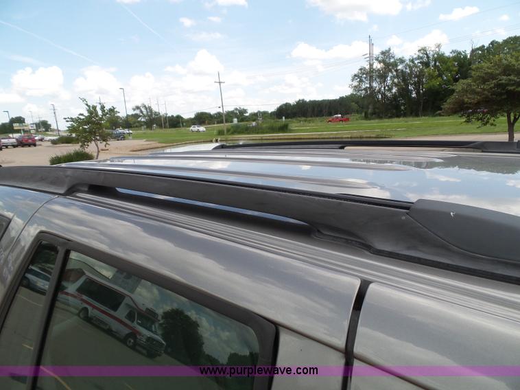 image for item J4827 2005 Chevrolet TrailBlazer LS SUV