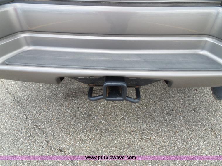 image for item J4827 2005 Chevrolet TrailBlazer LS SUV