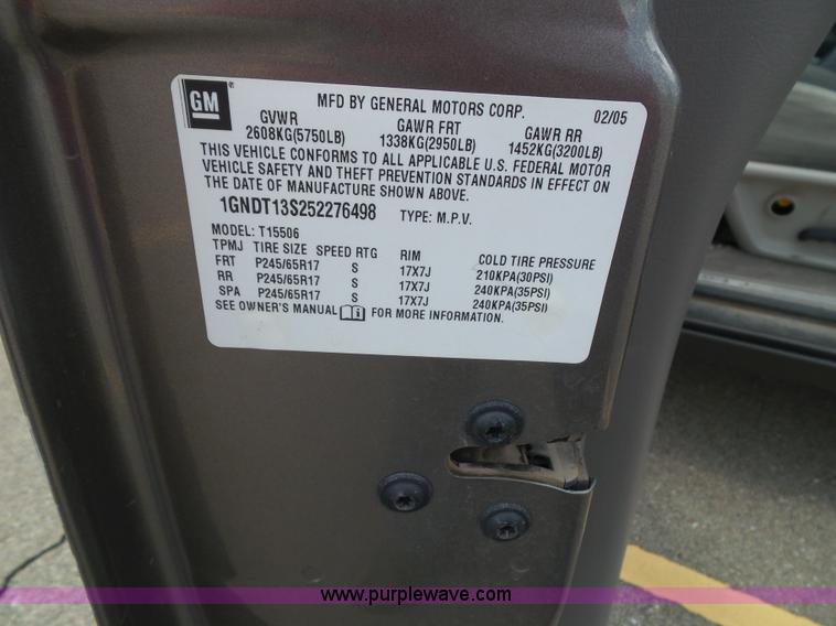 image for item J4827 2005 Chevrolet TrailBlazer LS SUV