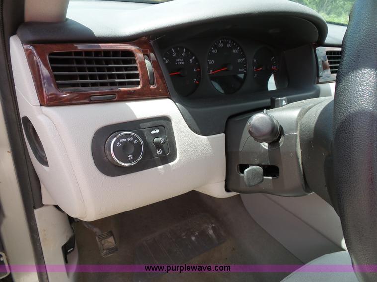 image for item J4828 2008 Chevrolet Impala LS