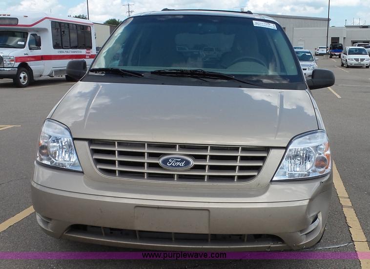 image for item J4829 2007 Ford Freestar van