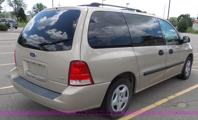 image for item J4829 2007 Ford Freestar van