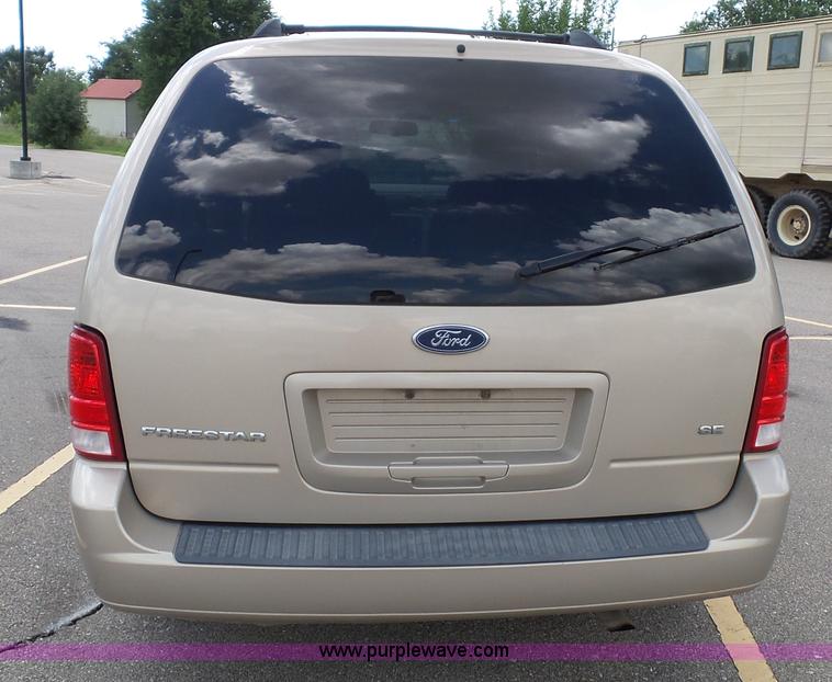 image for item J4829 2007 Ford Freestar van