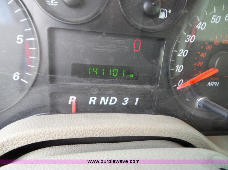 image for item J4829 2007 Ford Freestar van