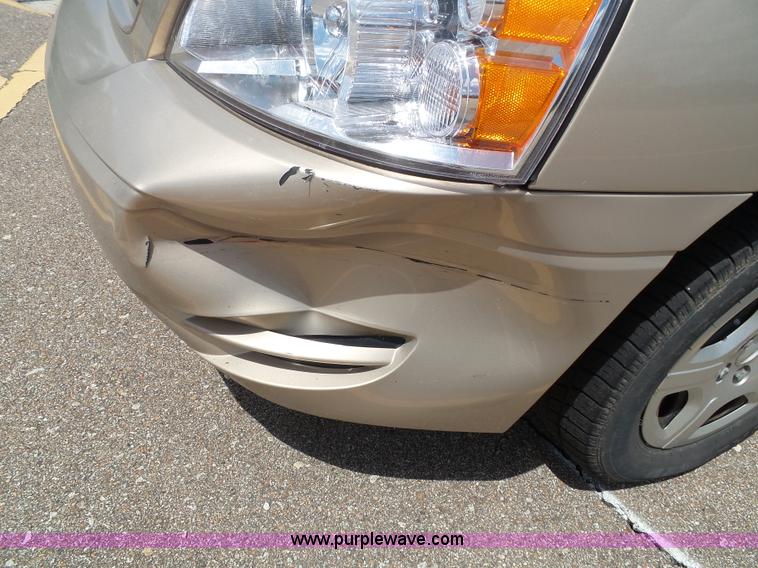 image for item J4829 2007 Ford Freestar van