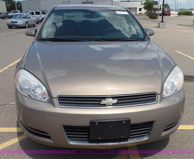image for item J4830 2007 Chevrolet Impala LS