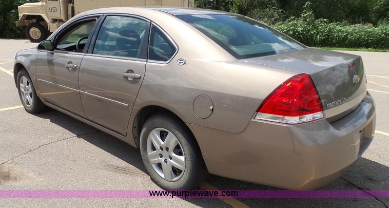 image for item J4830 2007 Chevrolet Impala LS